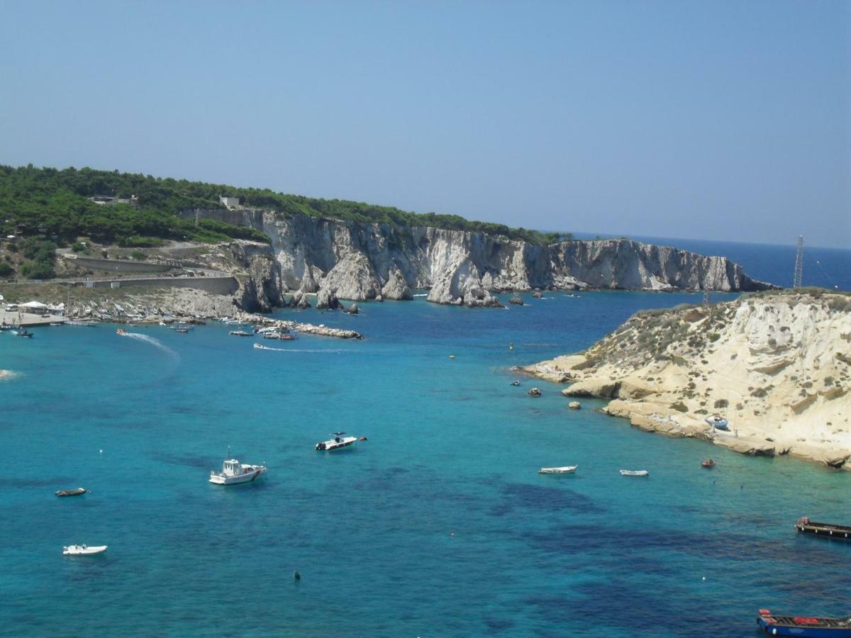 B & B Tancredi Cagnano Varano Buitenkant foto